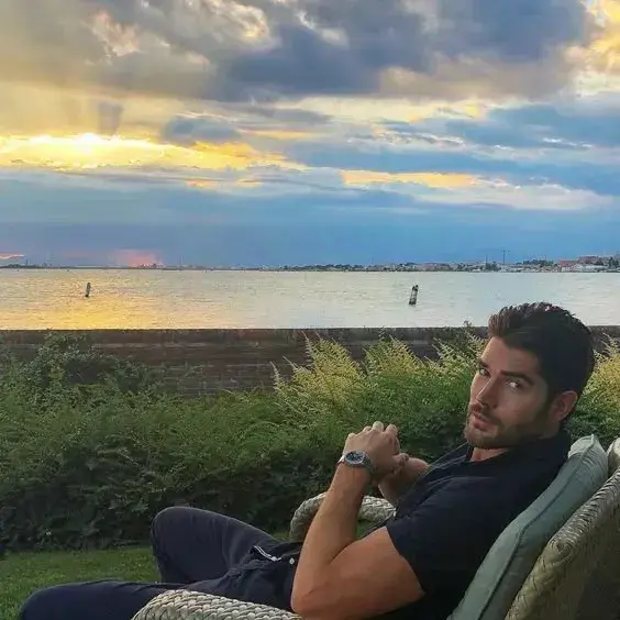 PurelyShard0345의 Dimitri Volkov