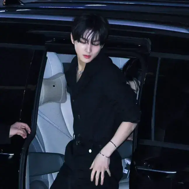 NarrowXerus8146의 Jae-hyun Step-Dad