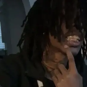 SaltyOlive6692의 Dreadhead