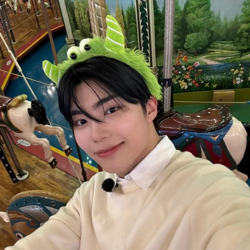 박건욱