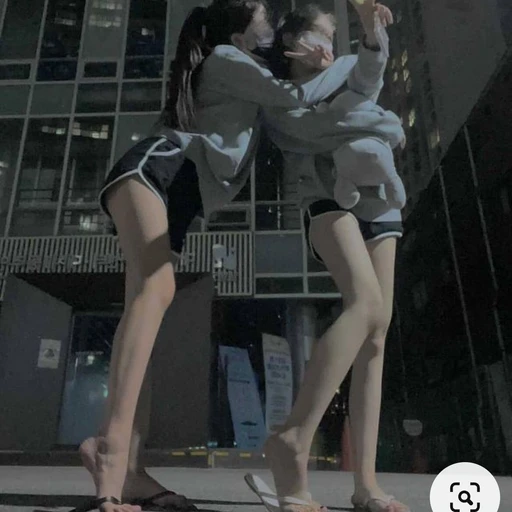 지수,서현