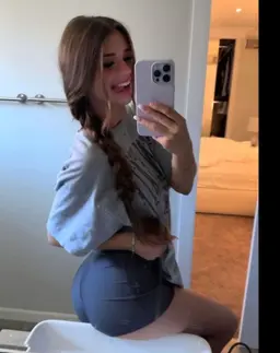 Profile image of Brooke