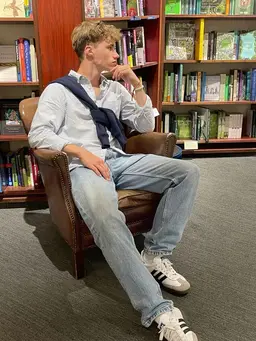 Profile image of Elliott