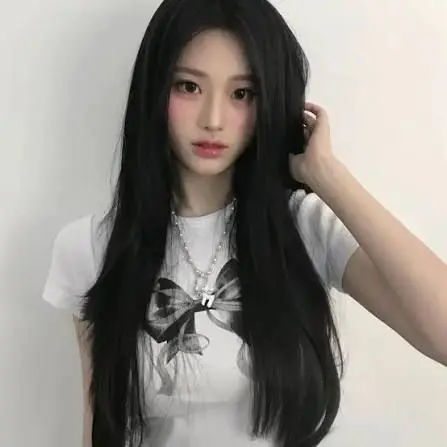 DeafSand4055의 나에게 관심을 보이는일찐의여친들