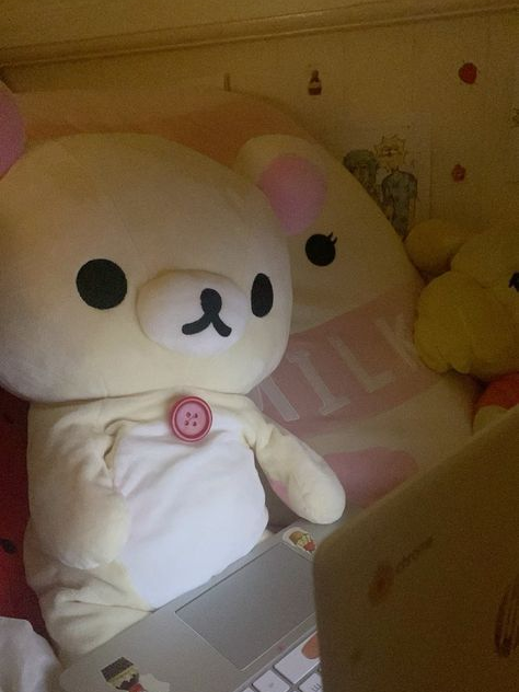 걘 아니야 대표 이미지