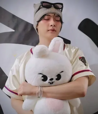 Profile image of Lee know