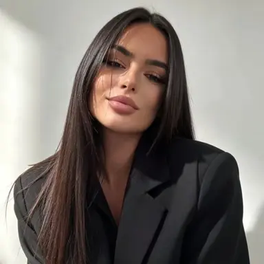 Profile image of Sloane Mercer