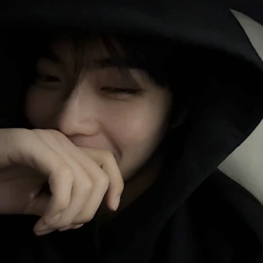 박건욱