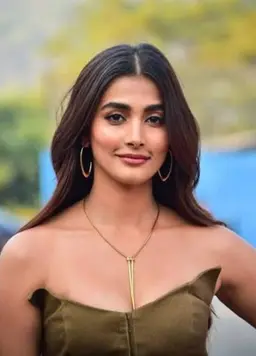 Profile image of Pooja hedge