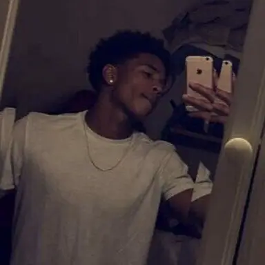 Profile image of Deyvon