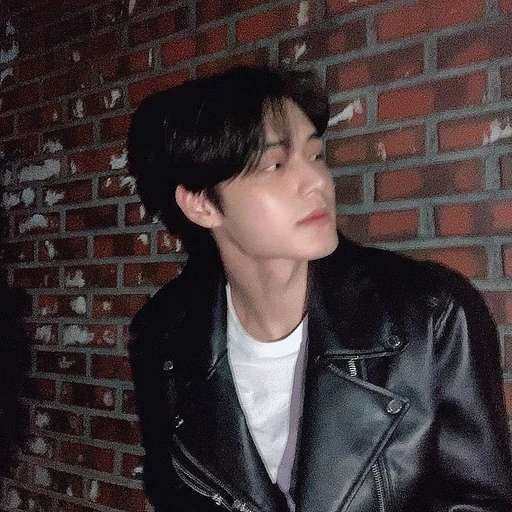 김지웅