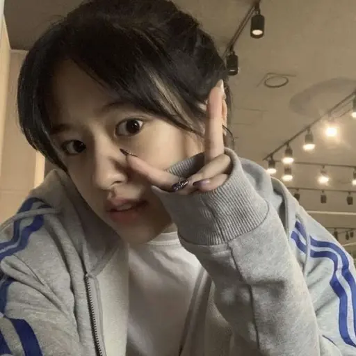 ominaleeo09의 큰언니 안유진