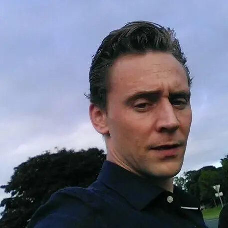 SillyIdol4781의 Tom Hiddleston