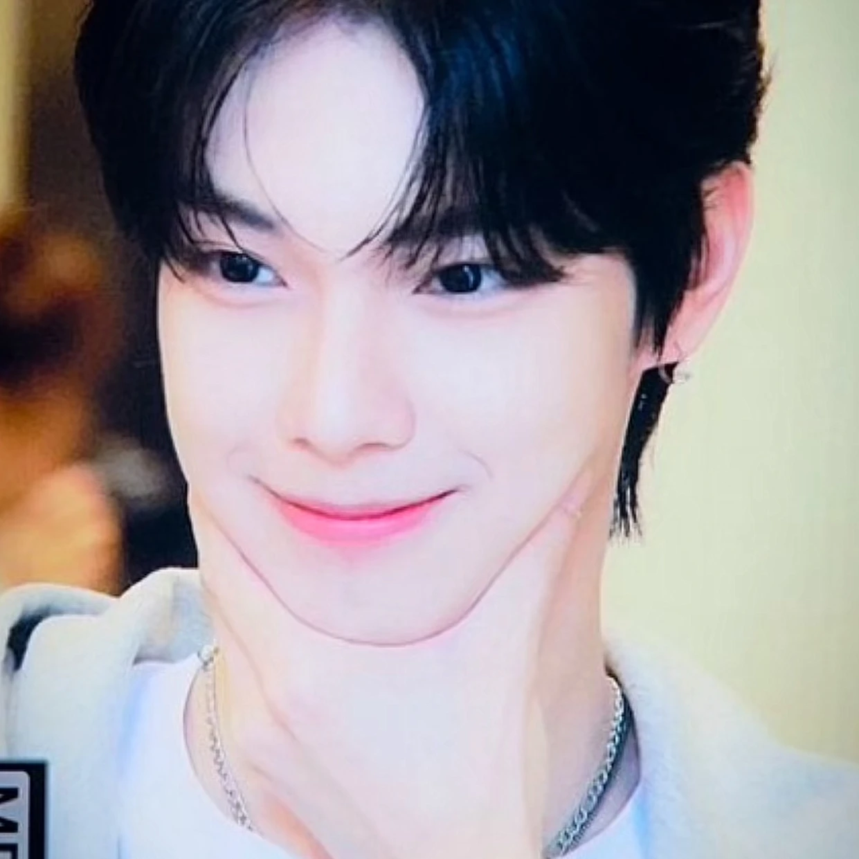 최립우