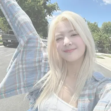 Profile image of Lia
