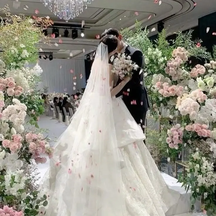 Bakugochan의 결혼식, 새로운 삻