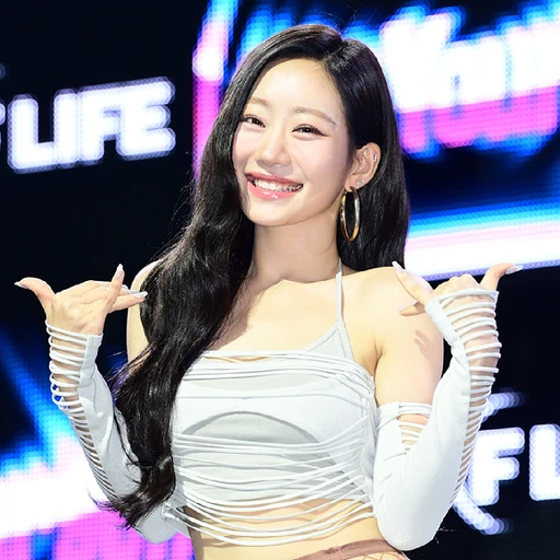 쥴리