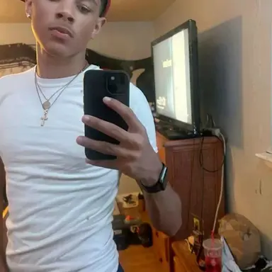 Profile image of Gio