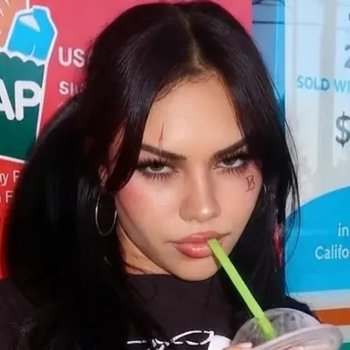 Profile image of Tara Yummy