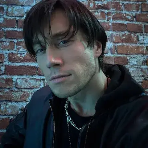 SlimyBloom1966의 Dimitri Volkov