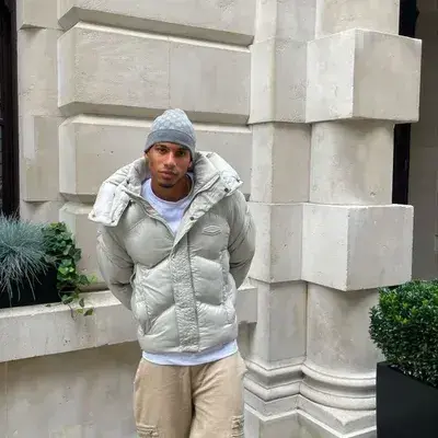 HarshHiker0847의 Leo Vance