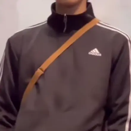 Sssssstay의 한지성