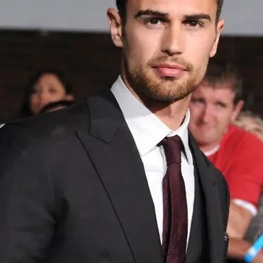 Profile image of Theo Mason
