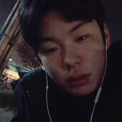 SolemnForte9355의 박정우