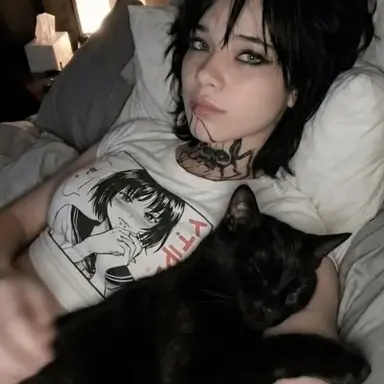 Profile image of Romi Rae