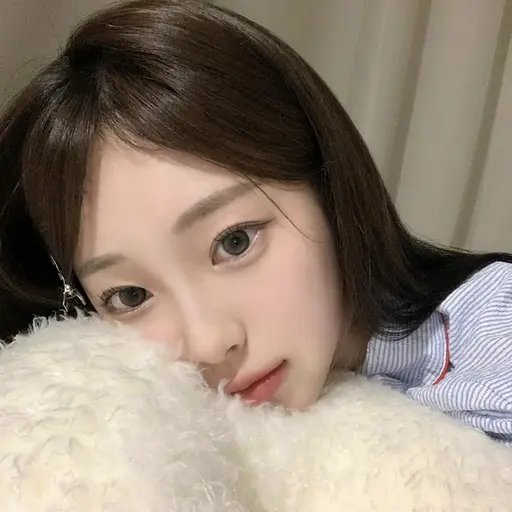 LameNyala1932의 강민주
