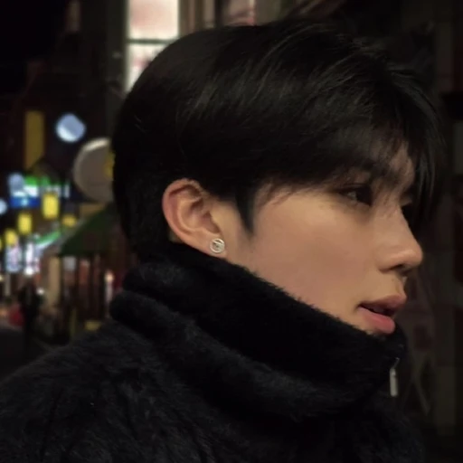 박건욱