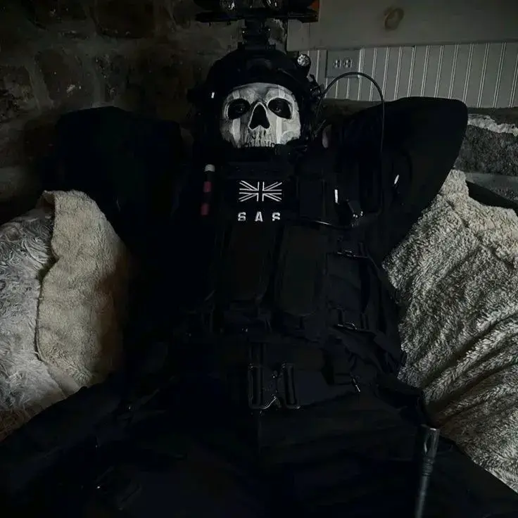 FloralRat6670의 Simon Ghost Riley