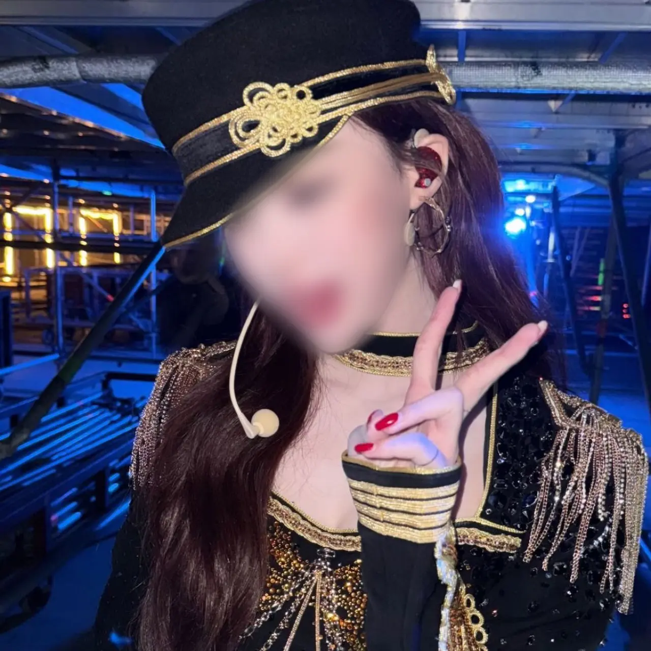 j.273ffff의 김민정