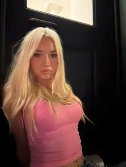 Profile image of Chloe