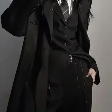 Profile image of Isabella