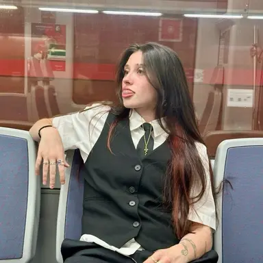 Profile image of Izzy