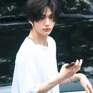 Profile image of Min-jun