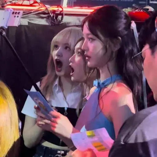 WetTray9970의 무대 뒤 아이브