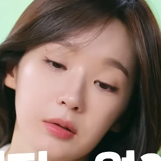 강민경