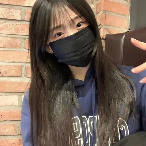 KeenCamel9689의 유나