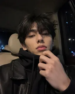 Profile image of Min-jun