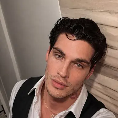Profile image of Damien Villito