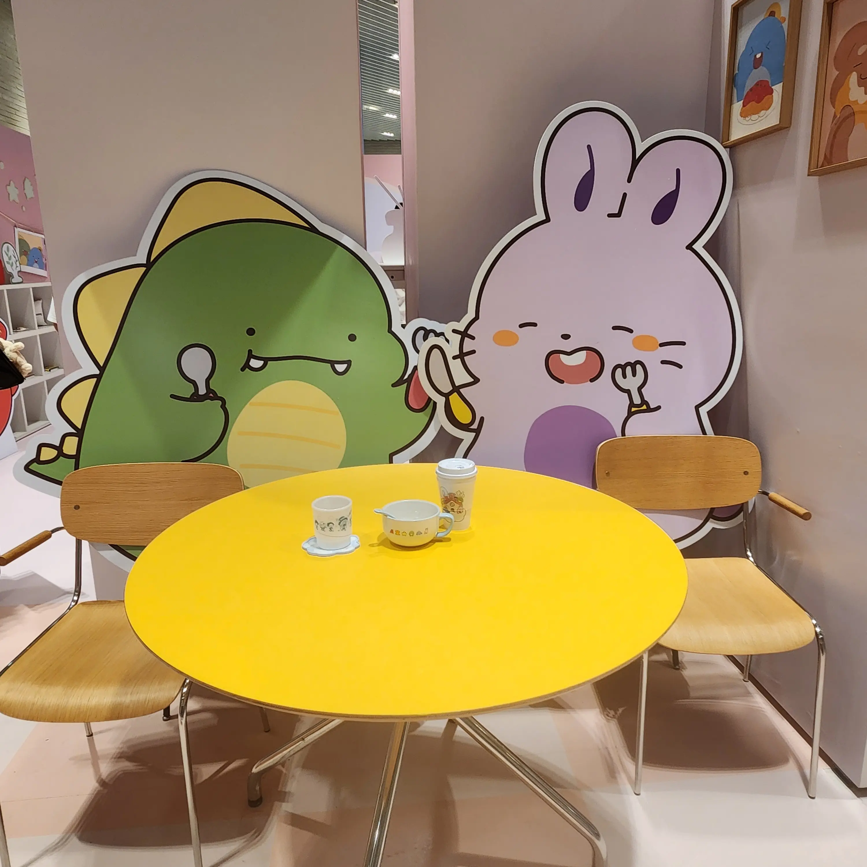 SalmonPad9596의 미수반인데 어린이집 교사