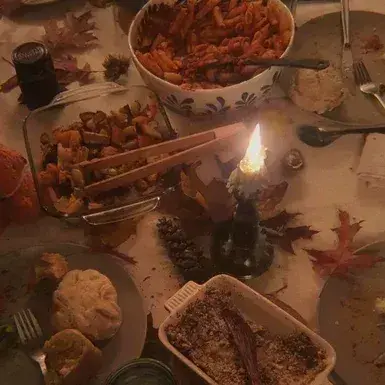 BeigeStage6088의 Family dinner