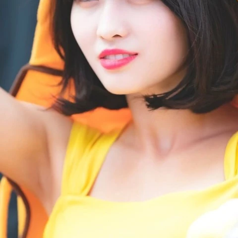 TWICE 모모