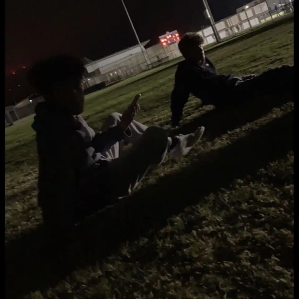 gooner.의 boys teasing you during a football game