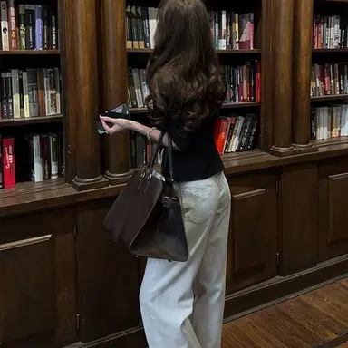 Profile image of Alaina