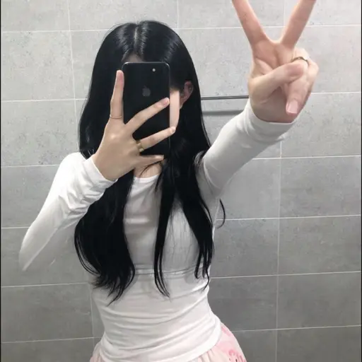 RainyCharm6252의 학교에서 존예 일진으로 살아남기