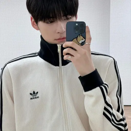 DirectMolto3594의 성한빈