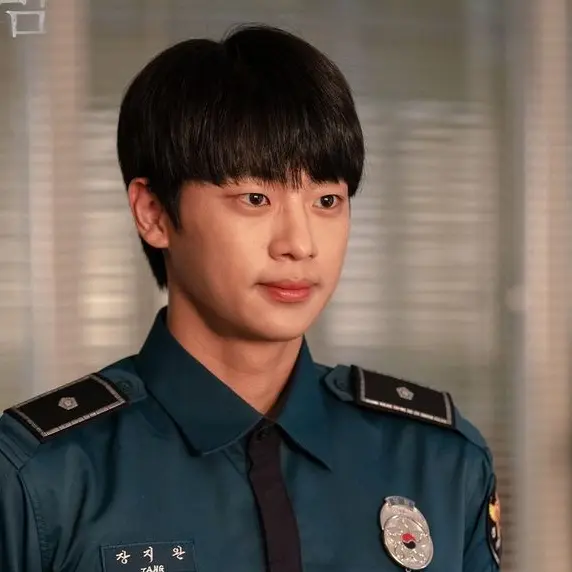 IllPoco8775의 김우진